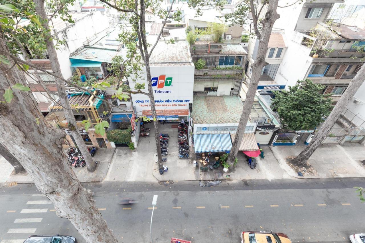 Cozrum Smart - First Target Hotel Cidade de Ho Chi Minh Exterior foto